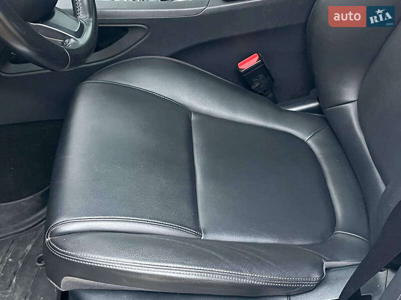 Внедорожник / Кроссовер Jaguar F-Pace 2018 в Киеве