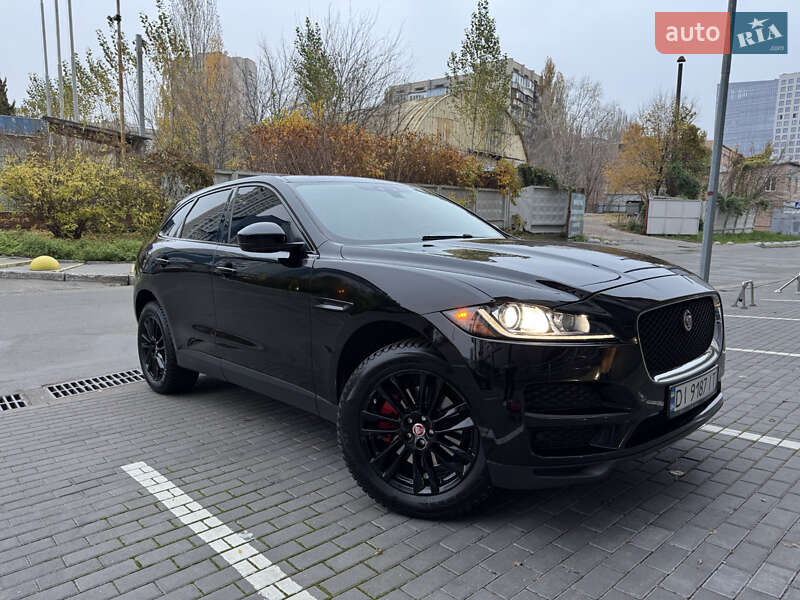 Внедорожник / Кроссовер Jaguar F-Pace 2016 в Киеве