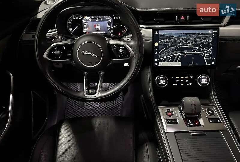Позашляховик / Кросовер Jaguar F-Pace 2021 в Києві фото 16 Позашляховик / Кросовер Jaguar F-Pace 2021 в Києві
