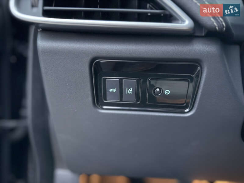 Позашляховик / Кросовер Jaguar F-Pace 2016 в Луцьку фото 24 Позашляховик / Кросовер Jaguar F-Pace 2016 в Луцьку