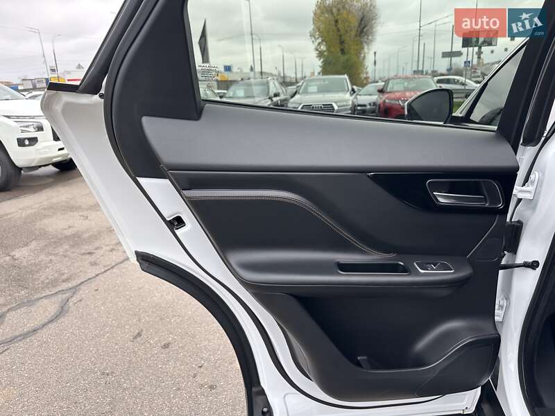 Позашляховик / Кросовер Jaguar F-Pace 2020 в Києві фото 35 Позашляховик / Кросовер Jaguar F-Pace 2020 в Києві