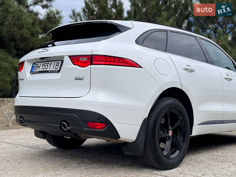Внедорожник / Кроссовер Jaguar F-Pace 2017 в Одессе