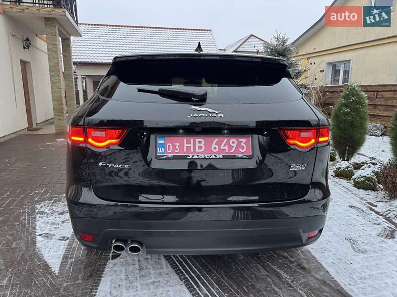 Позашляховик / Кросовер Jaguar F-Pace 2017 в Нововолинську