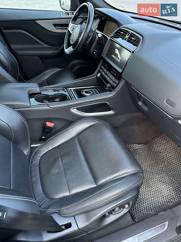 Внедорожник / Кроссовер Jaguar F-Pace 2016 в Харькове фото 13 Внедорожник / Кроссовер Jaguar F-Pace 2016 в Харькове