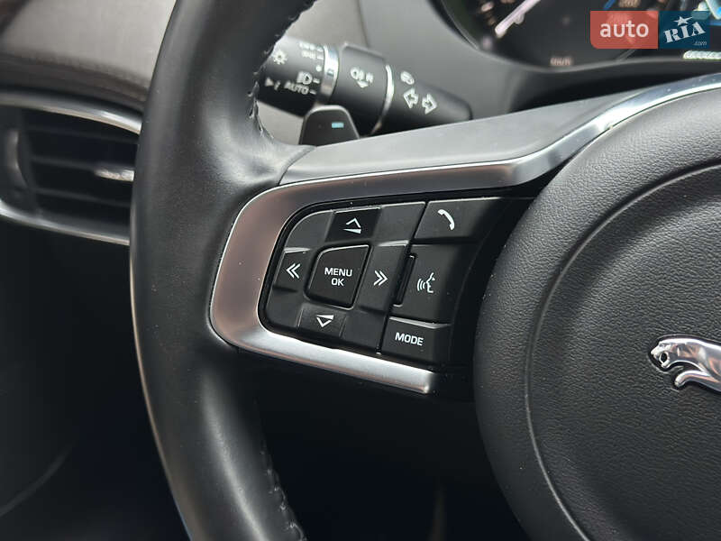 Внедорожник / Кроссовер Jaguar F-Pace 2020 в Киеве