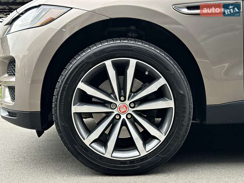 Внедорожник / Кроссовер Jaguar F-Pace 2017 в Одессе фото 11 Внедорожник / Кроссовер Jaguar F-Pace 2017 в Одессе