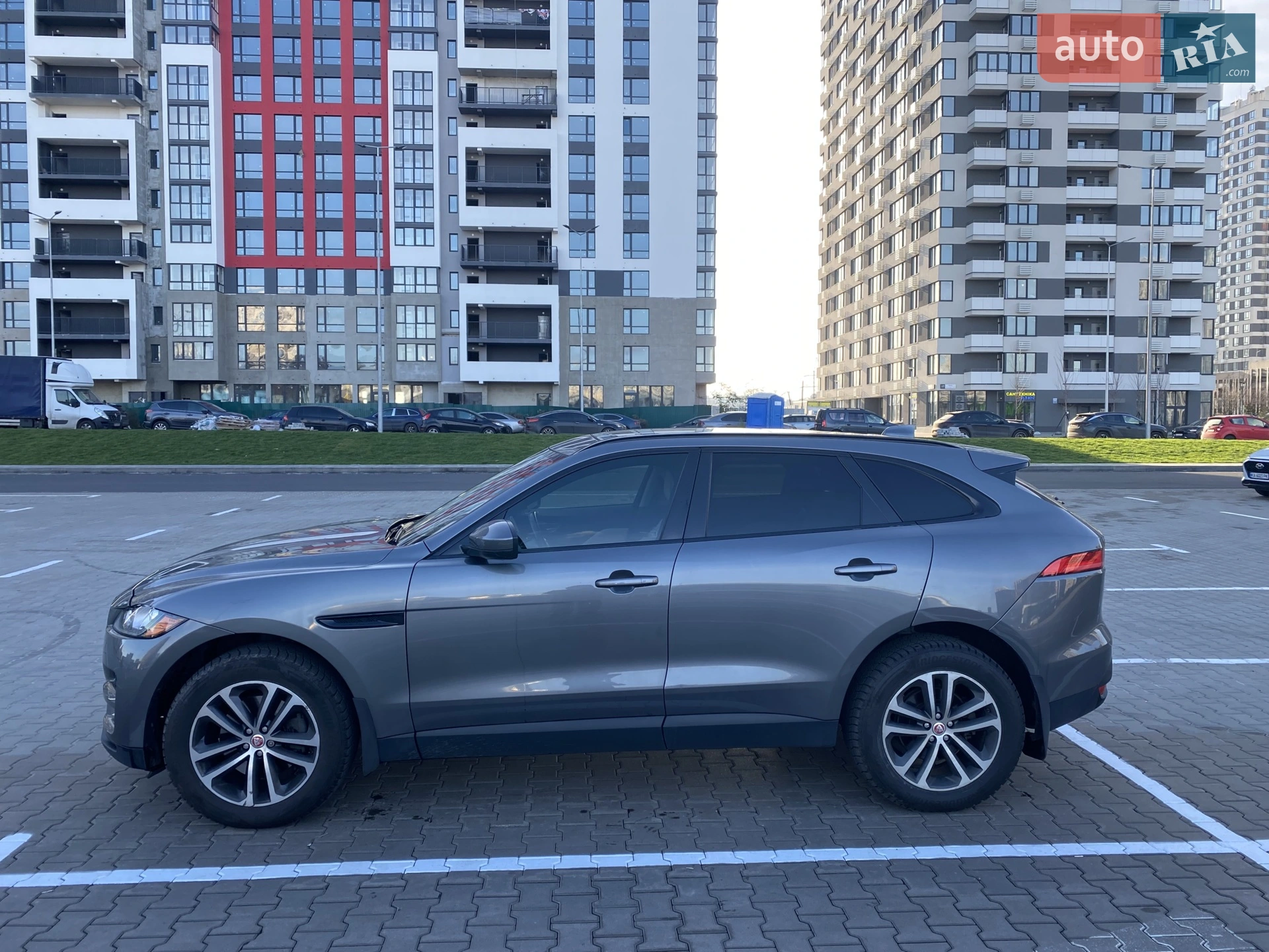 2016 Jaguar F-Pace - мініатюра 3