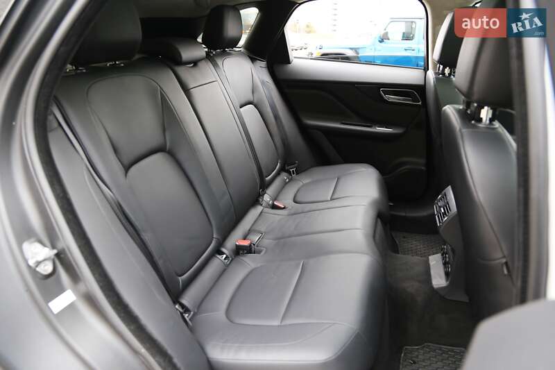 Внедорожник / Кроссовер Jaguar F-Pace 2018 в Киеве