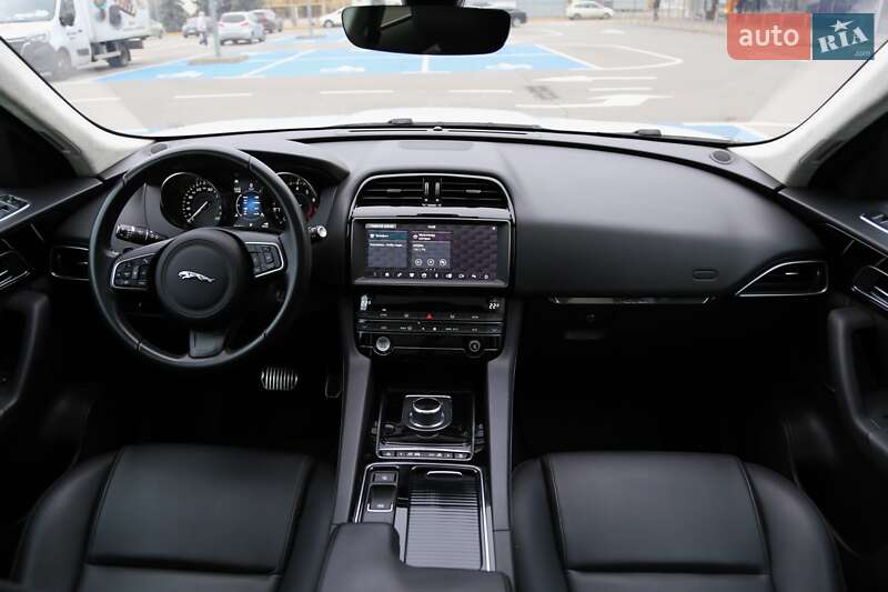 Внедорожник / Кроссовер Jaguar F-Pace 2018 в Киеве