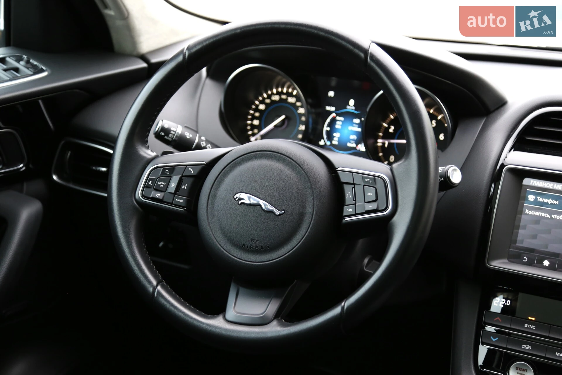 2018 Jaguar F-Pace - мініатюра 19
