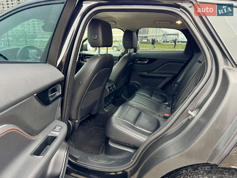 Внедорожник / Кроссовер Jaguar F-Pace 2020 в Киеве фото 10 Внедорожник / Кроссовер Jaguar F-Pace 2020 в Киеве