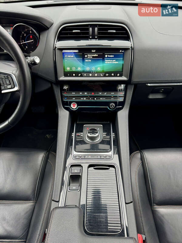 Внедорожник / Кроссовер Jaguar F-Pace 2020 в Киеве фото 17 Внедорожник / Кроссовер Jaguar F-Pace 2020 в Киеве