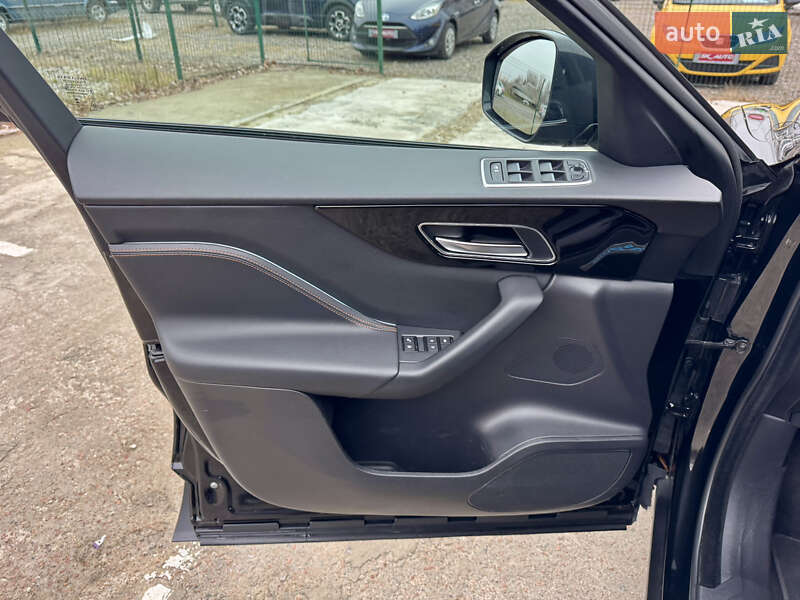 Внедорожник / Кроссовер Jaguar F-Pace 2020 в Киеве фото 30 Внедорожник / Кроссовер Jaguar F-Pace 2020 в Киеве