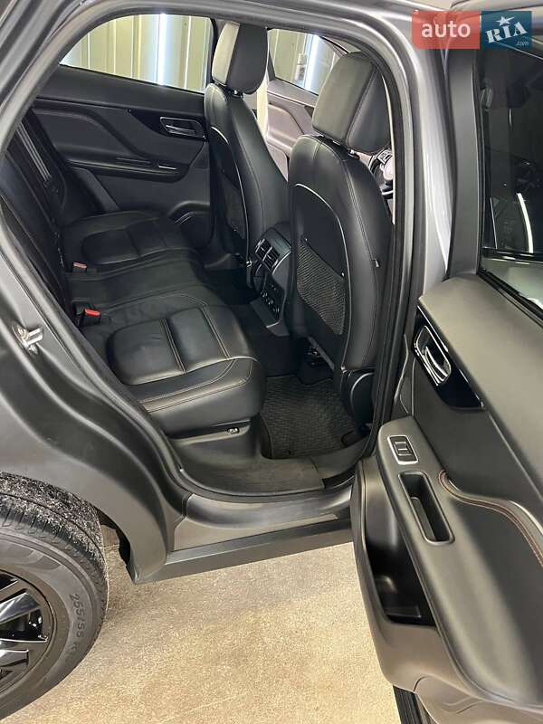 Внедорожник / Кроссовер Jaguar F-Pace 2017 в Кропивницком фото 11 Внедорожник / Кроссовер Jaguar F-Pace 2017 в Кропивницком