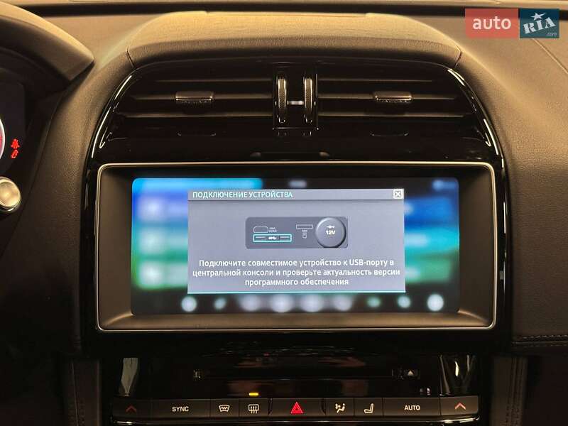 Внедорожник / Кроссовер Jaguar F-Pace 2017 в Львове фото 48 Внедорожник / Кроссовер Jaguar F-Pace 2017 в Львове