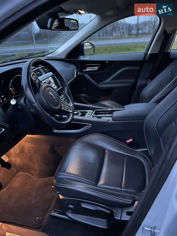 Внедорожник / Кроссовер Jaguar F-Pace 2017 в Ковеле