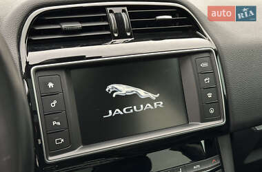 Внедорожник / Кроссовер Jaguar F-Pace 2017 в Киеве