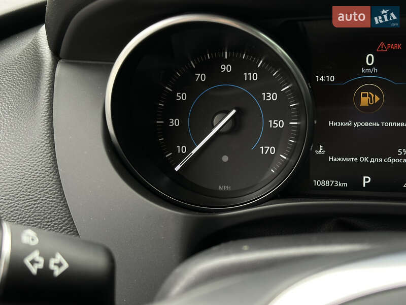 Внедорожник / Кроссовер Jaguar F-Pace 2017 в Киеве фото 40 Внедорожник / Кроссовер Jaguar F-Pace 2017 в Киеве