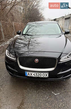 Позашляховик / Кросовер Jaguar F-Pace 2017 в Харкові