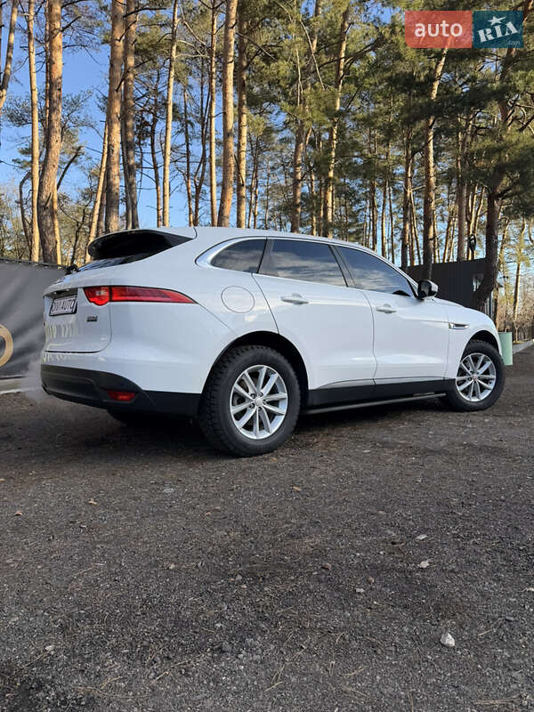 Внедорожник / Кроссовер Jaguar F-Pace 2016 в Киеве фото 4 Внедорожник / Кроссовер Jaguar F-Pace 2016 в Киеве