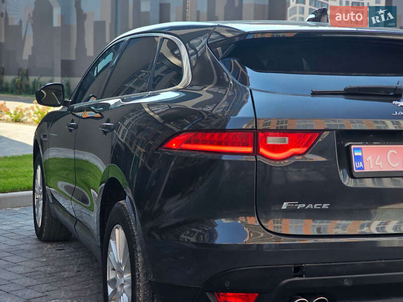 Внедорожник / Кроссовер Jaguar F-Pace 2017 в Киеве фото 8 Внедорожник / Кроссовер Jaguar F-Pace 2017 в Киеве