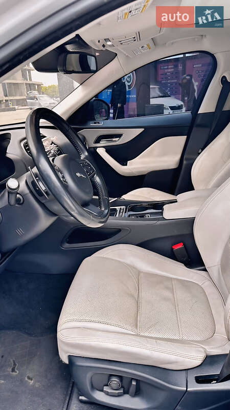 Внедорожник / Кроссовер Jaguar F-Pace 2016 в Львове фото 12 Внедорожник / Кроссовер Jaguar F-Pace 2016 в Львове