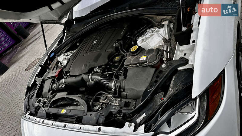 Внедорожник / Кроссовер Jaguar F-Pace 2016 в Львове фото 21 Внедорожник / Кроссовер Jaguar F-Pace 2016 в Львове