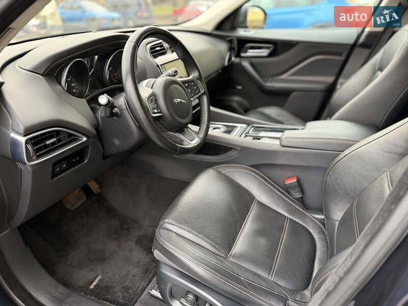 Внедорожник / Кроссовер Jaguar F-Pace 2017 в Киеве