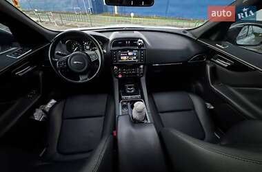 Внедорожник / Кроссовер Jaguar F-Pace 2018 в Харькове
