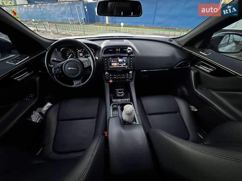 Внедорожник / Кроссовер Jaguar F-Pace 2018 в Харькове
