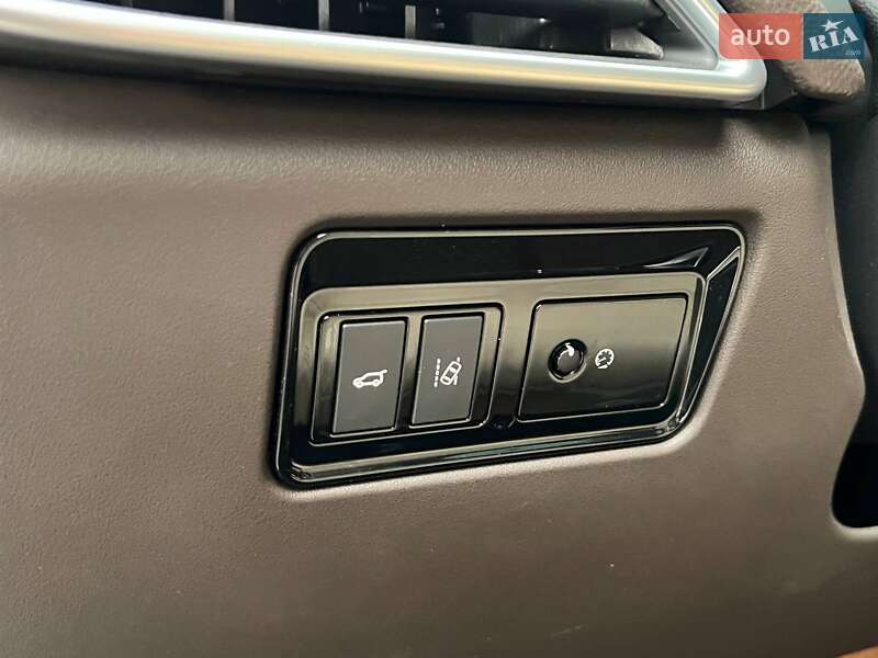 Внедорожник / Кроссовер Jaguar F-Pace 2016 в Киеве фото 19 Внедорожник / Кроссовер Jaguar F-Pace 2016 в Киеве