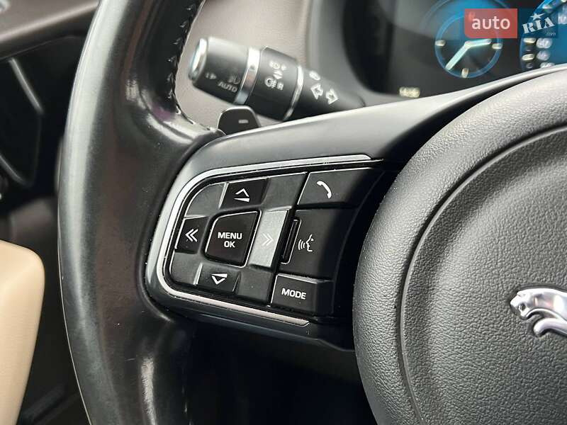 Внедорожник / Кроссовер Jaguar F-Pace 2016 в Киеве фото 21 Внедорожник / Кроссовер Jaguar F-Pace 2016 в Киеве