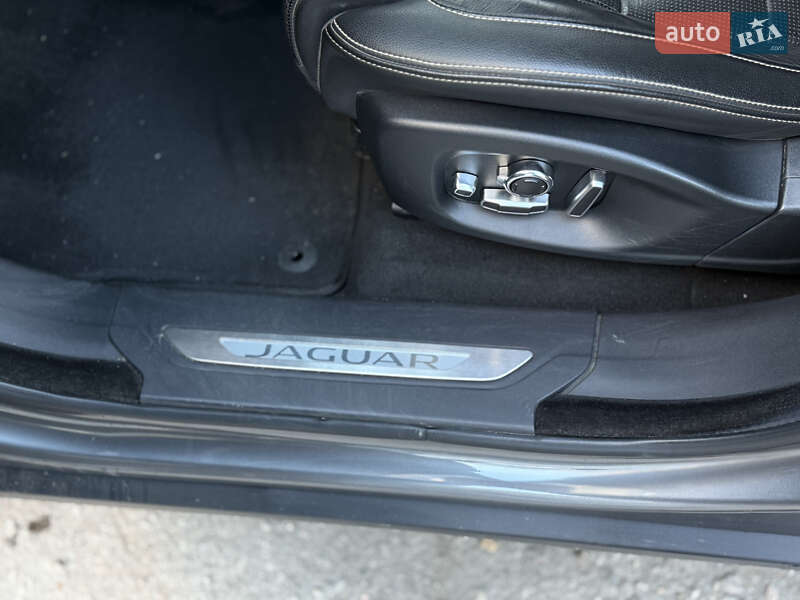 Внедорожник / Кроссовер Jaguar F-Pace 2018 в Полтаве фото 19 Внедорожник / Кроссовер Jaguar F-Pace 2018 в Полтаве