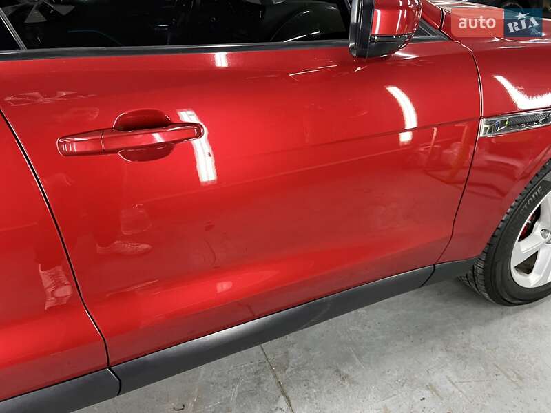 Внедорожник / Кроссовер Jaguar F-Pace 2017 в Львове фото 12 Внедорожник / Кроссовер Jaguar F-Pace 2017 в Львове