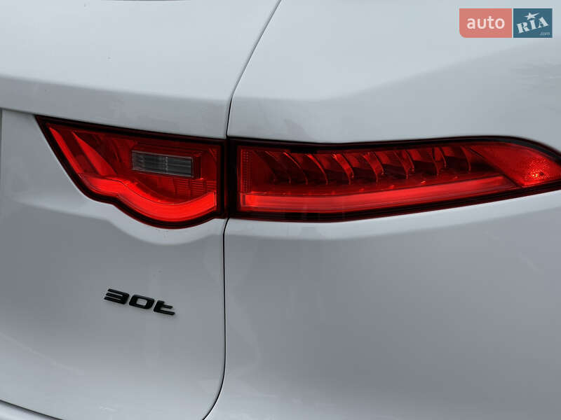 Внедорожник / Кроссовер Jaguar F-Pace 2019 в Киеве