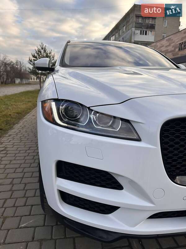 Позашляховик / Кросовер Jaguar F-Pace 2018 в Володимирі