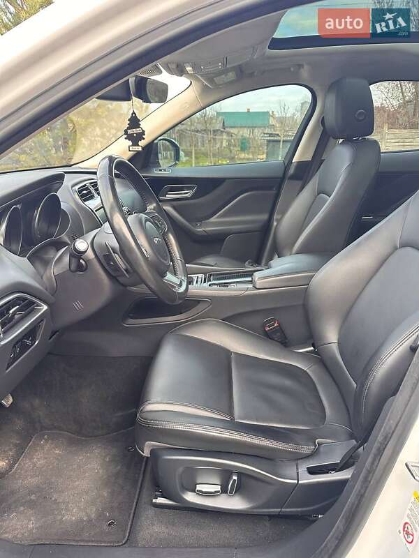 Позашляховик / Кросовер Jaguar F-Pace 2018 в Володимирі