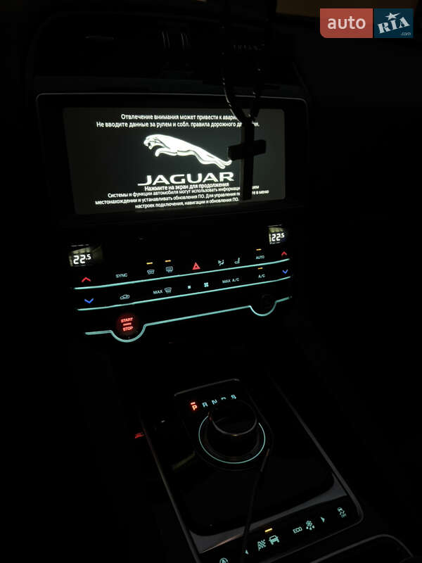 Внедорожник / Кроссовер Jaguar F-Pace 2019 в Киеве фото 17 Внедорожник / Кроссовер Jaguar F-Pace 2019 в Киеве