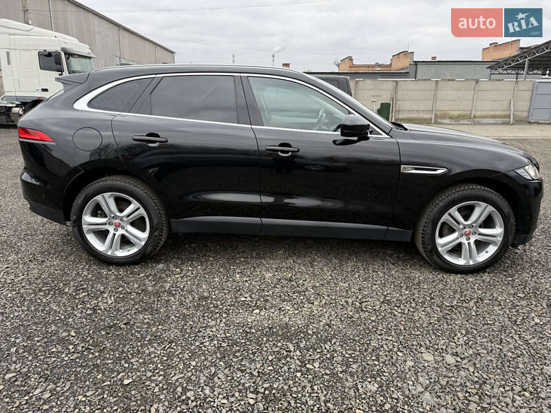 Позашляховик / Кросовер Jaguar F-Pace 2017 в Луцьку