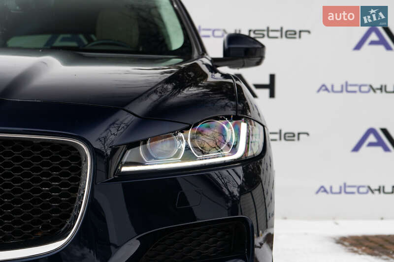 Внедорожник / Кроссовер Jaguar F-Pace 2019 в Киеве фото 4 Внедорожник / Кроссовер Jaguar F-Pace 2019 в Киеве