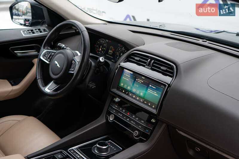 Внедорожник / Кроссовер Jaguar F-Pace 2019 в Киеве фото 38 Внедорожник / Кроссовер Jaguar F-Pace 2019 в Киеве
