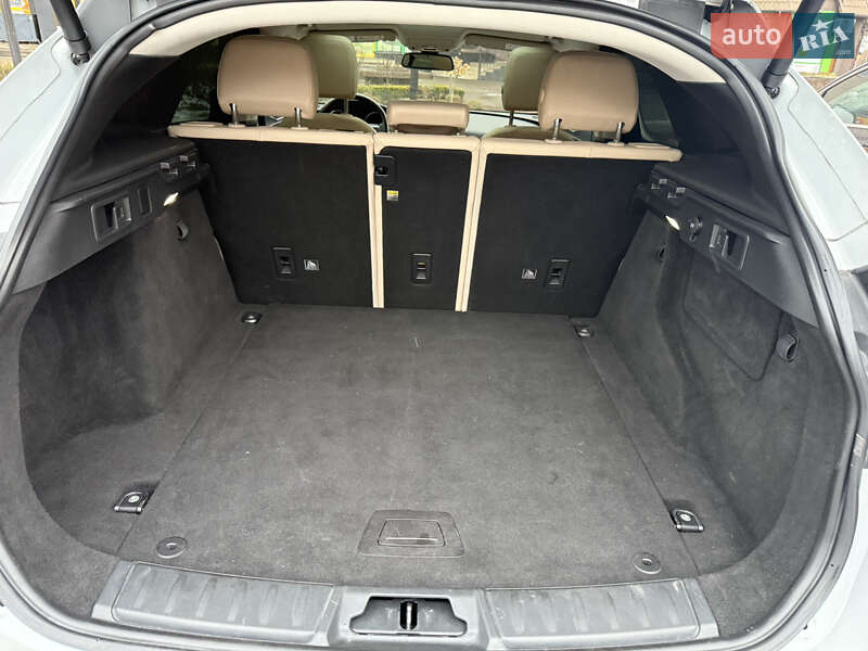 Внедорожник / Кроссовер Jaguar F-Pace 2017 в Нововолынске фото 21 Внедорожник / Кроссовер Jaguar F-Pace 2017 в Нововолынске