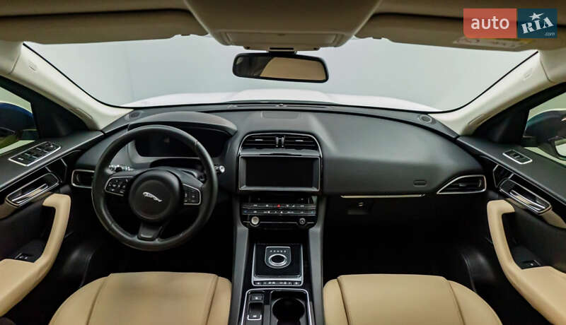Внедорожник / Кроссовер Jaguar F-Pace 2017 в Киеве фото 24 Внедорожник / Кроссовер Jaguar F-Pace 2017 в Киеве