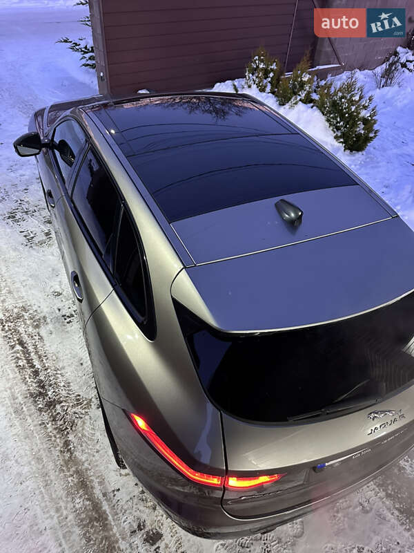 Внедорожник / Кроссовер Jaguar F-Pace 2019 в Киеве фото 11 Внедорожник / Кроссовер Jaguar F-Pace 2019 в Киеве