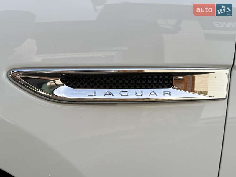 Внедорожник / Кроссовер Jaguar F-Pace 2017 в Ивано-Франковске фото 41 Внедорожник / Кроссовер Jaguar F-Pace 2017 в Ивано-Франковске