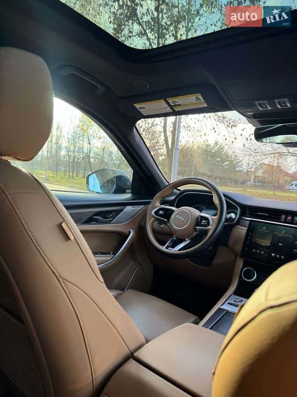 Внедорожник / Кроссовер Jaguar F-Pace 2021 в Ровно