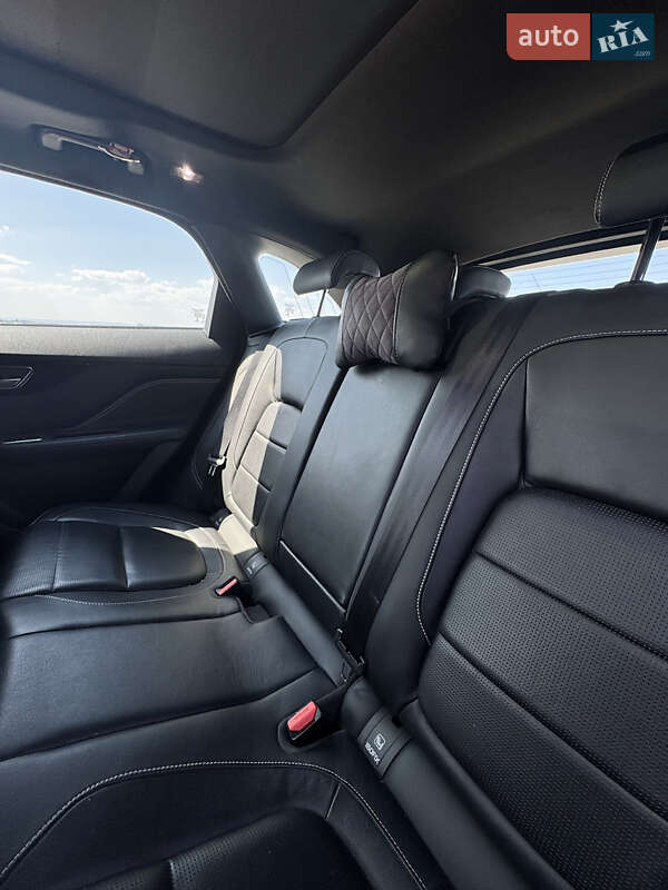 Внедорожник / Кроссовер Jaguar F-Pace 2018 в Черновцах фото 10 Внедорожник / Кроссовер Jaguar F-Pace 2018 в Черновцах