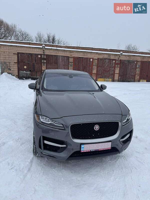 Внедорожник / Кроссовер Jaguar F-Pace 2017 в Киеве фото 3 Внедорожник / Кроссовер Jaguar F-Pace 2017 в Киеве