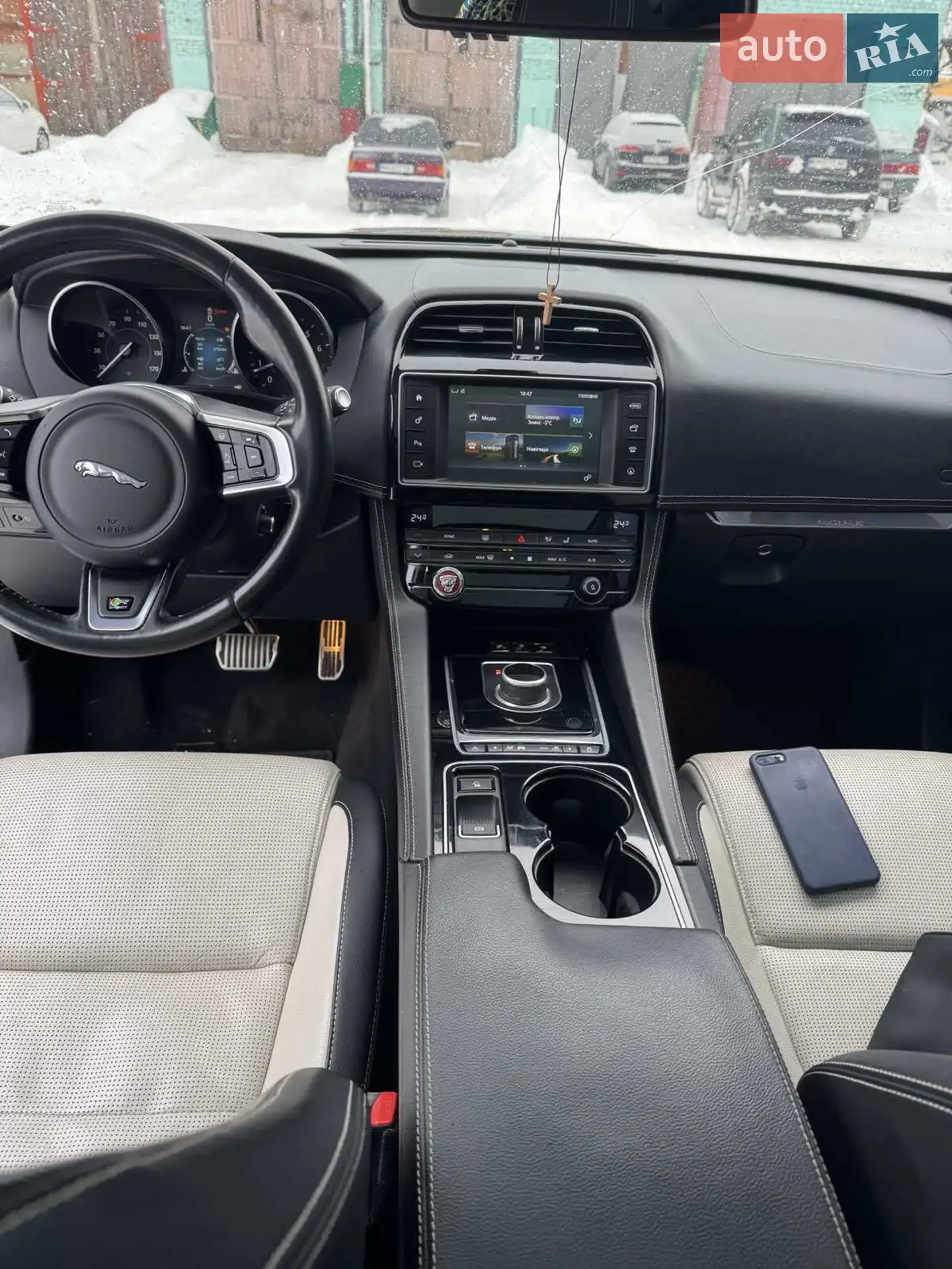 2016 Jaguar F-Pace - мініатюра 8