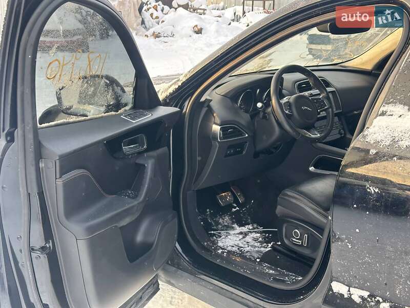 Внедорожник / Кроссовер Jaguar F-Pace 2019 в Луцке